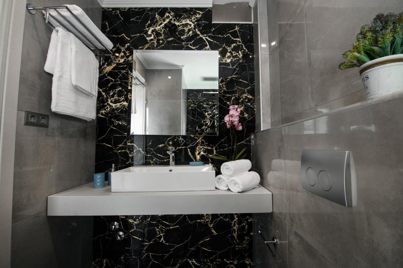 Le Grand Reve Aparthotel Gerakini Luaran gambar