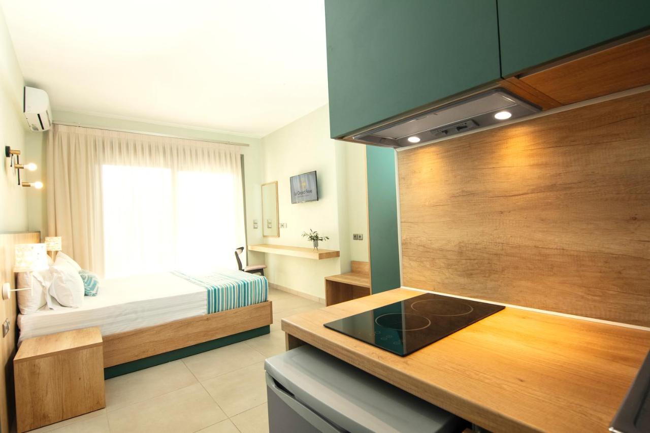 Le Grand Reve Aparthotel Gerakini Luaran gambar